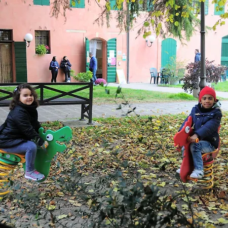 Hotel La Corte Correzzola