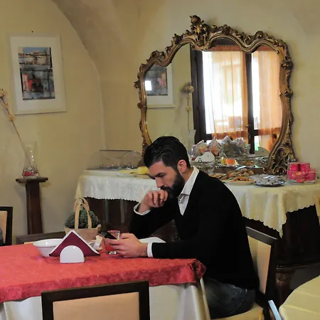 La Corte Hotell