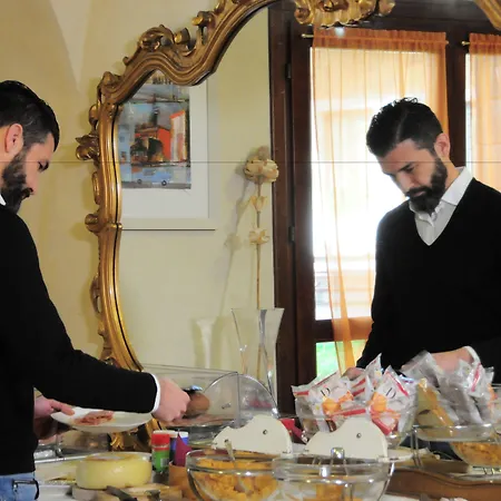 La Corte Hotell Correzzola