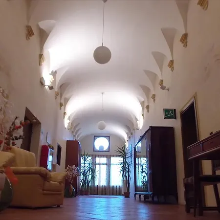 ホテル La Corte Correzzola