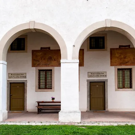 ホテル La Corte Correzzola