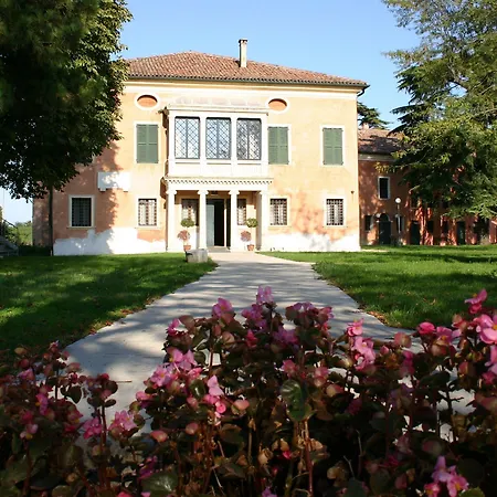 La Corte Correzzola