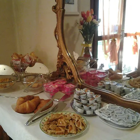La Corte Hotel *